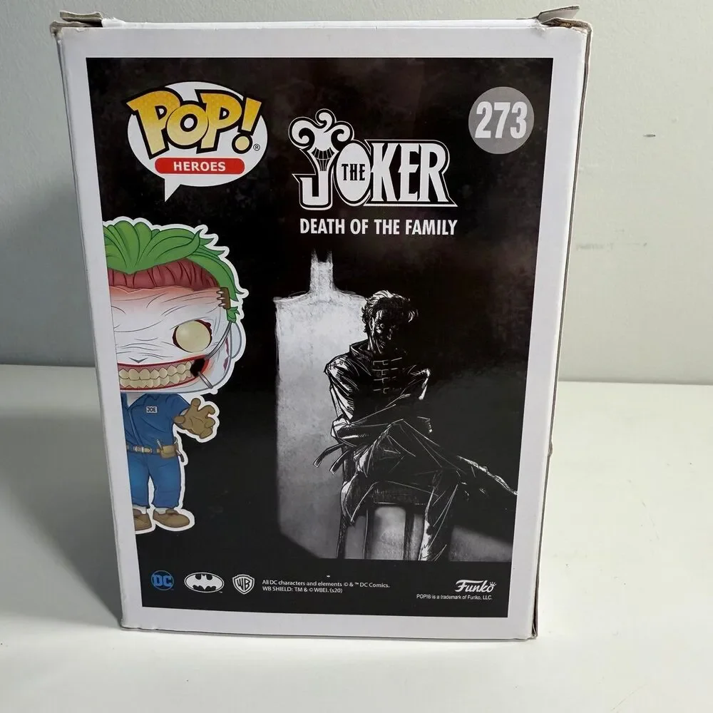 FUNKO POP DC SUPER HEROES THE JOKER ( DEATH OF THE FAMILY ) # 273 HOT TOPIC